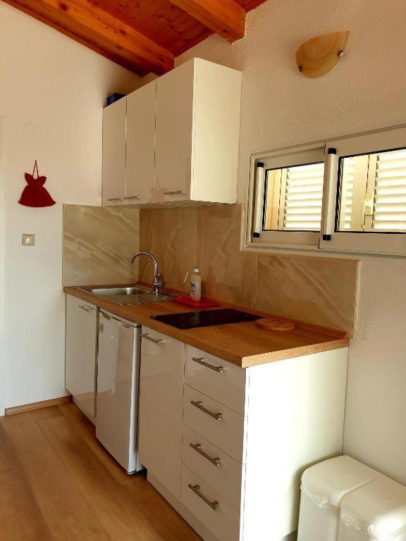 Apartments Hodanic Krk Town Bagian luar foto