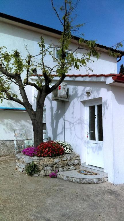 Apartments Hodanic Krk Town Bagian luar foto