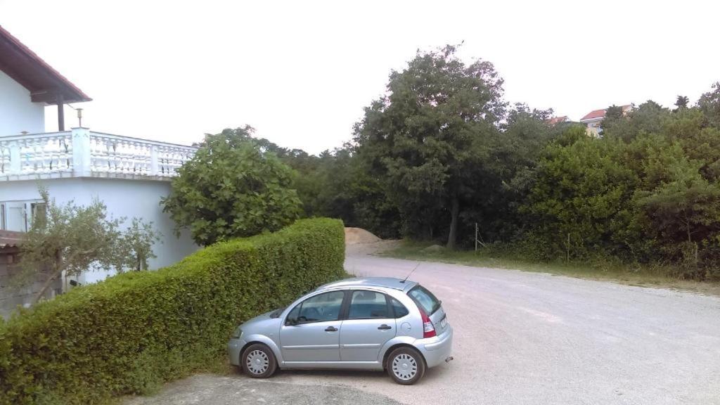 Apartments Hodanic Krk Town Bagian luar foto